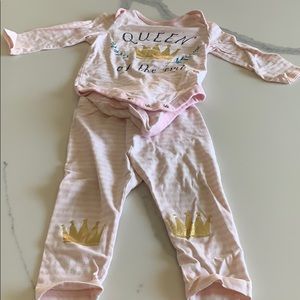 Baby Gap two piece set. 12-18 mos.